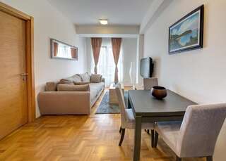 Апартаменты Apartments 28 Подгорица Улучшенные апартаменты-1