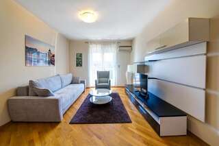 Апартаменты Apartments 28 Подгорица Апартаменты Делюкс-1